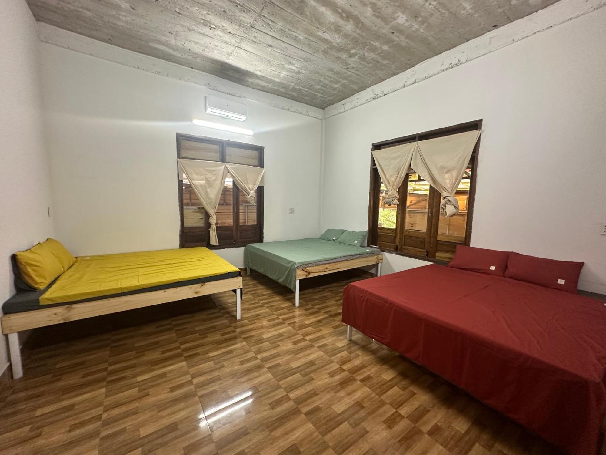 Retro Khe Sanh Aparthotel Lao Bao Room photo