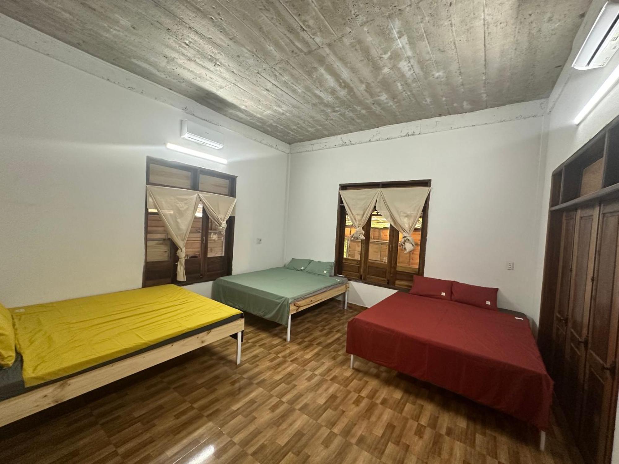 Retro Khe Sanh Aparthotel Lao Bao Room photo