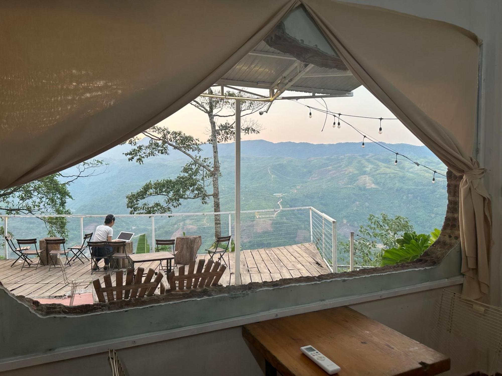 Retro Khe Sanh Aparthotel Lao Bao Exterior photo